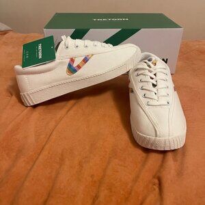 NIB! Tretorn women’s Nylite white rainbow sneakers size 6.5